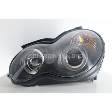 Mercedes C Class W203 4 Door Sedan Black Projector Headlamp